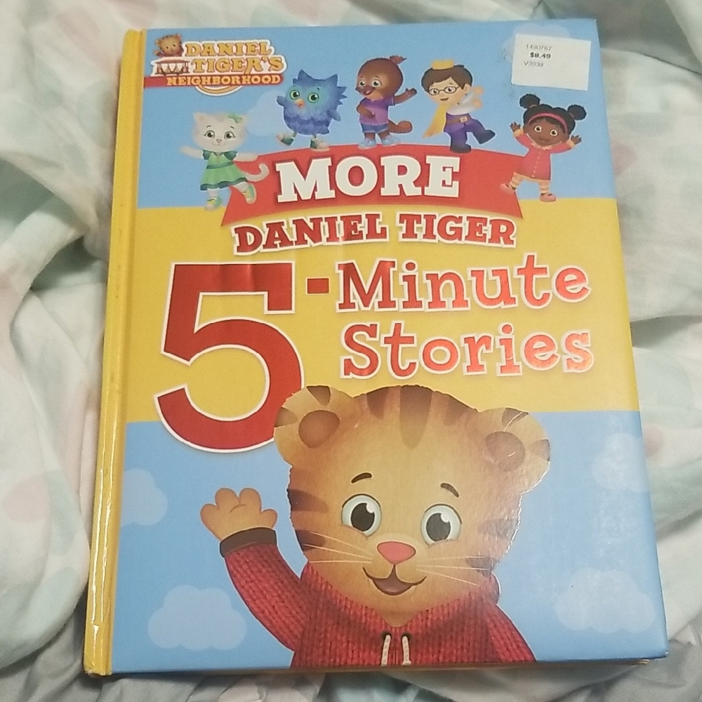 More Daniel Tiger 5-Minute Stories Book - Blue and Yellow